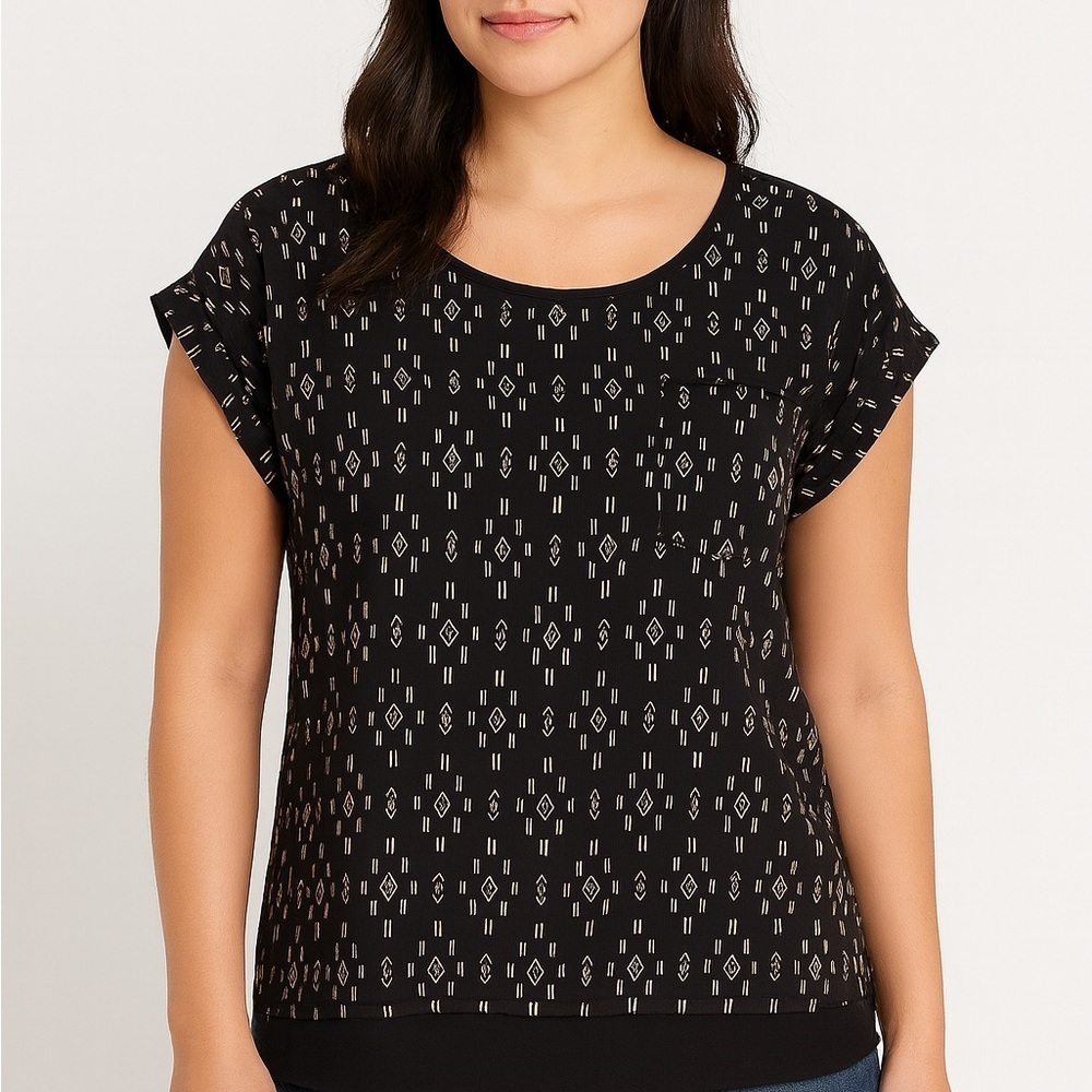 OLIVE & OAK Tribal Print Top